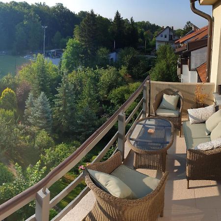 Parkview Apartment In Zagreb'S Favorite Neighborhood Esterno foto
