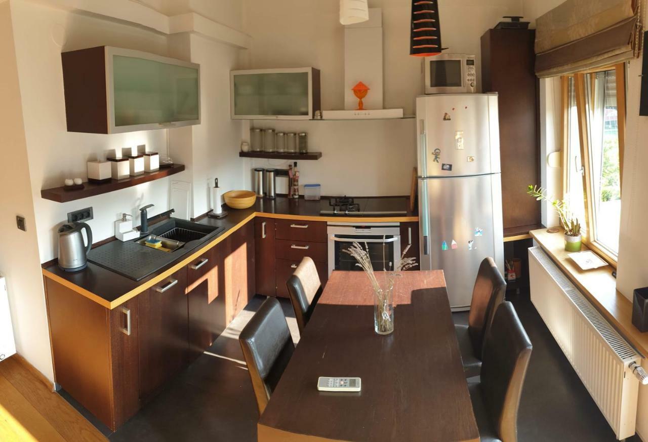 Parkview Apartment In Zagreb'S Favorite Neighborhood Esterno foto